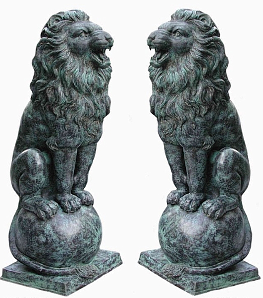 Growling Lions on Ball Bronze Statues - AF 54120