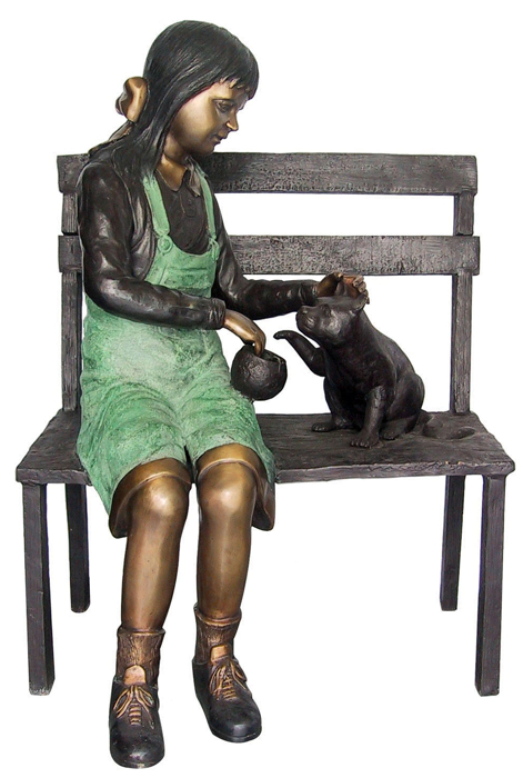 Bronze girl with cat on a bench - DD G-047