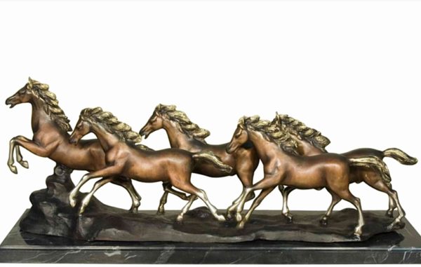 Stampeding Wild Horses Bronze Statue